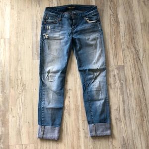 Low rise jeans
